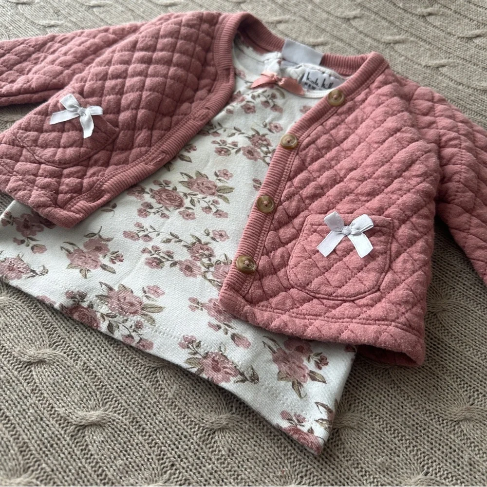 EUC Nicole Miller Baby Girl 3pc Quilted Jacket Set, Dusty Rose Bows, 24 Months
